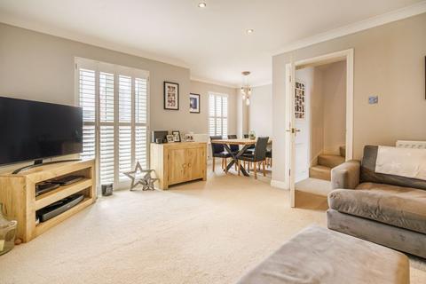 4 bedroom house for sale - Mullein Road, Bicester