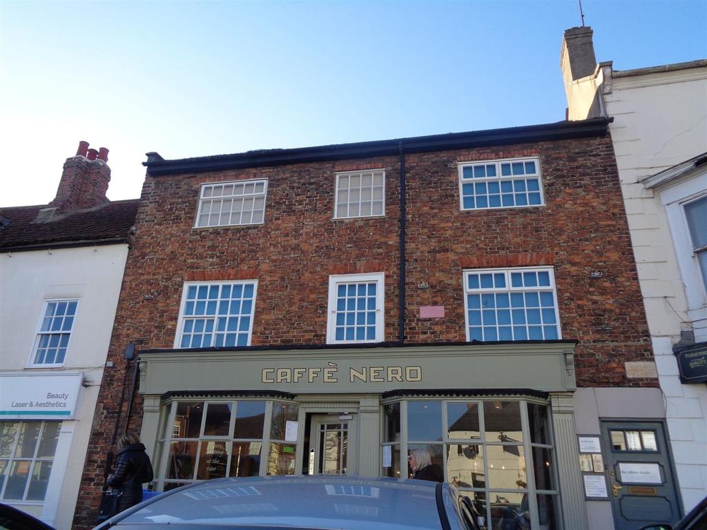 High Street, Yarm Retail property (high street) £917 pcm (£212 pw)