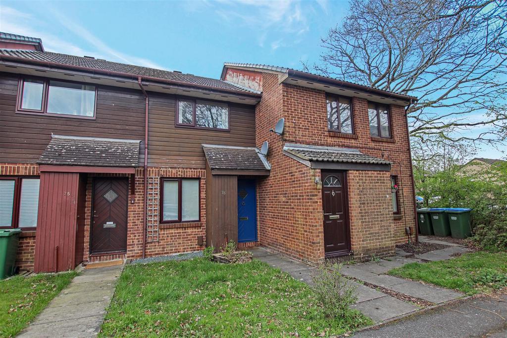 Woodrush Crescent Locks Heath 2 Bed Terraced House For Sale £250 000