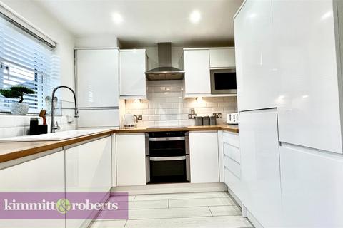 12 Beadnell Drive, Seaham, SR7 7WG