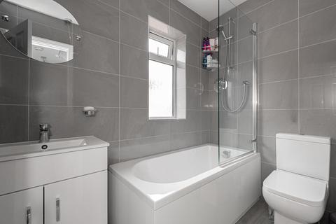29 Cardinal Close, Worcester Park, KT4 7EH