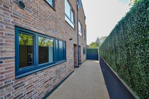 4 bedroom townhouse for sale - Victoria Court, Kenilworth Road, Leamington