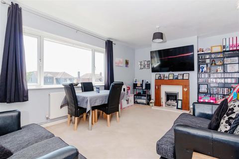 114 Alinora Crescent, Goring By Sea, Worthing, BN12 4HJ
