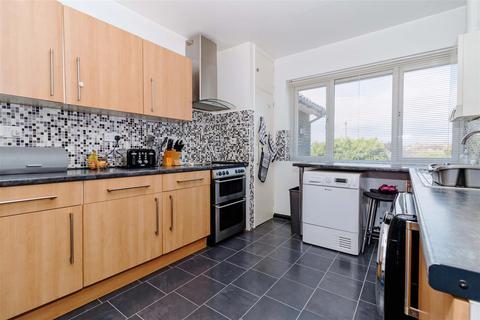 114 Alinora Crescent, Goring By Sea, Worthing, BN12 4HJ