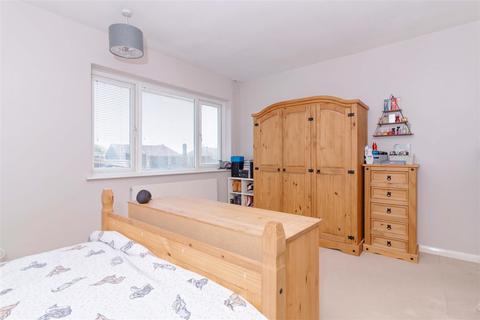 114 Alinora Crescent, Goring By Sea, Worthing, BN12 4HJ