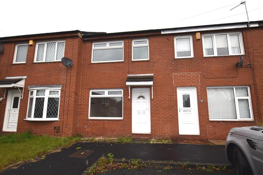 Old Vicarage Mews, Westhoughton, Bolton 2 bed townhouse £675 pcm (£156 pw)