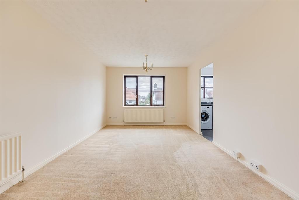 Rosehill Farm Meadow, Banstead 2 bed apartment £1,200 pcm (£277 pw)