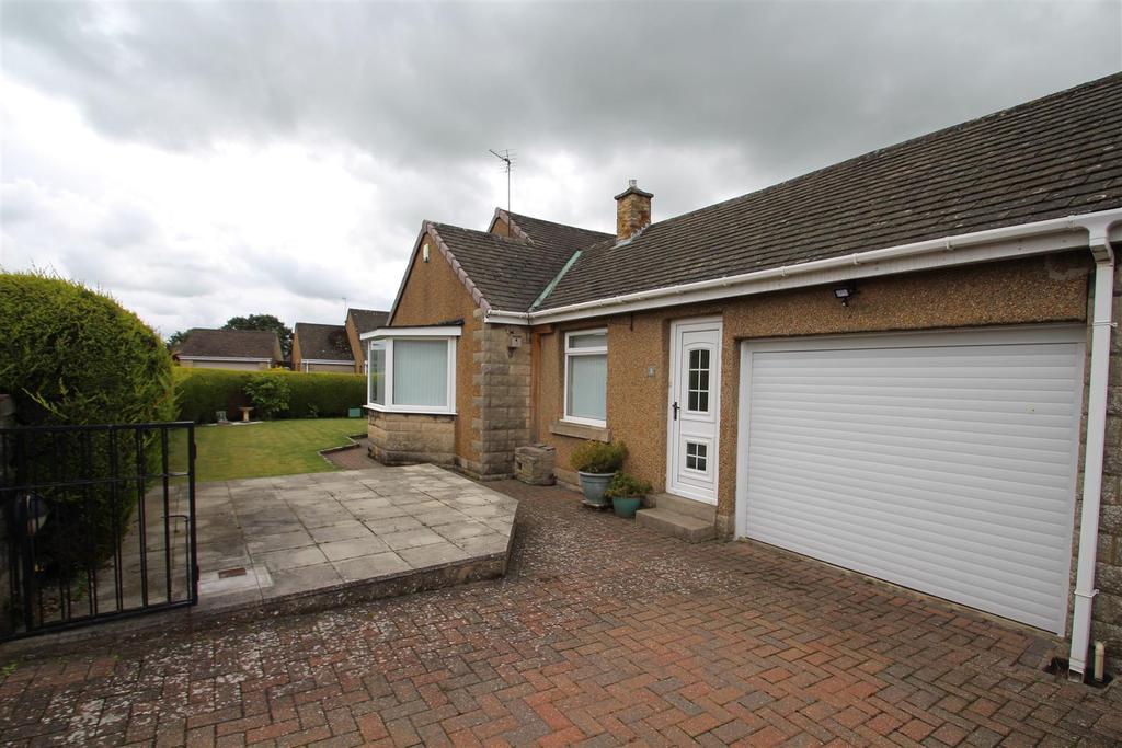 Dickens Road, Barnard Castle 4 bed bungalow £850 pcm (£196 pw)