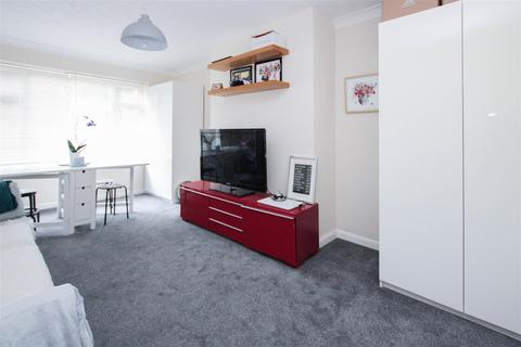 38 Hammonds Lane, Great Warley, Brentwood, CM13 3AQ
