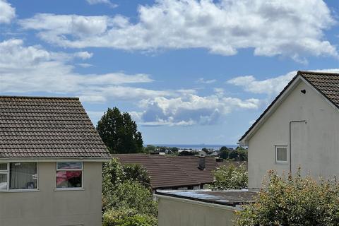 25 Park Way, St Austell, PL25 4HR
