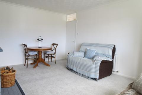 25 Park Way, St Austell, PL25 4HR