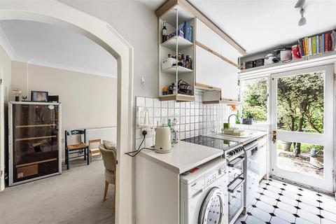 3 bedroom terraced house to rent, Keslake Road, Queen's Park, NW6