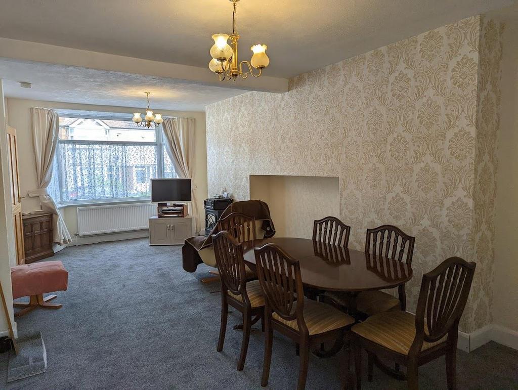 Hartland Avenue, Coventry 2 bed terraced house £185,000