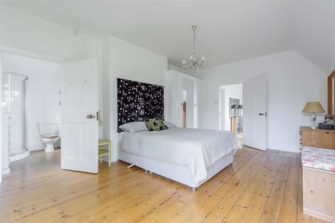 Hill House Allington Park, Bridport, DT6 5DD
