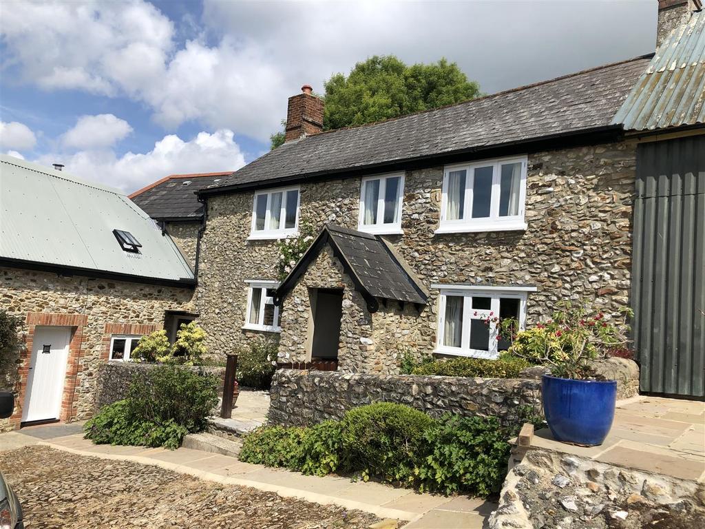 Offwell, Honiton 3 bed semidetached house £1,600 pcm (£369 pw)