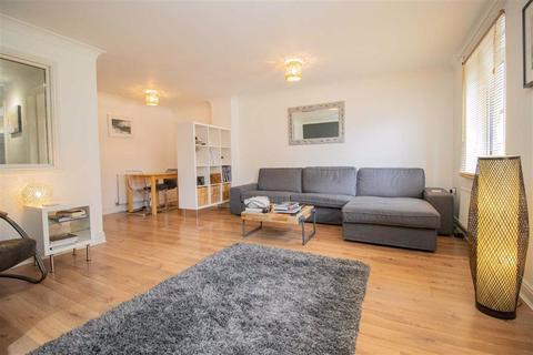 67 Brantingham Road, Whalley Range, Manchester, M16 8SA