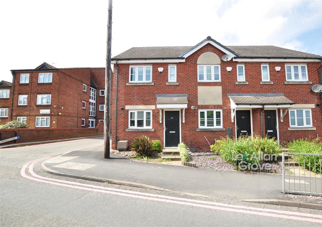 Bristnall Hall Road, Oldbury 2 bed terraced house £175,000