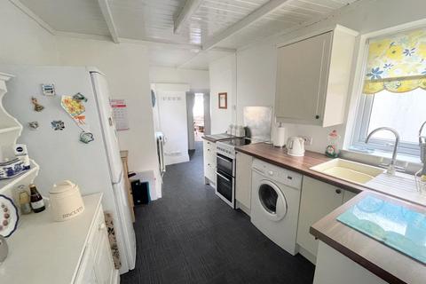 21 The Cliff, Seaton Carew, Hartlepool, TS25 1AP