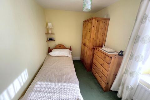 21 The Cliff, Seaton Carew, Hartlepool, TS25 1AP