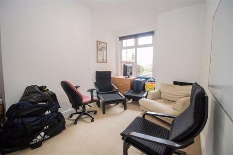 32 Athol Road, Manchester, M16 8QN