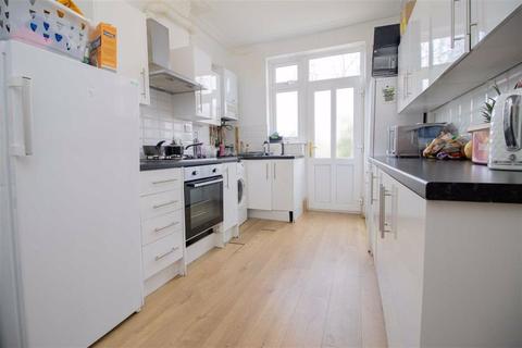 32 Athol Road, Manchester, M16 8QN