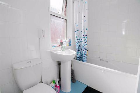 32 Athol Road, Manchester, M16 8QN