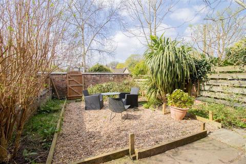 32 Athol Road, Manchester, M16 8QN
