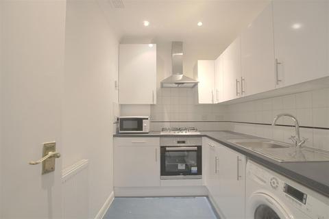 1 bedroom flat to rent - Waterford Court, Leeland Terrace, Ealing
