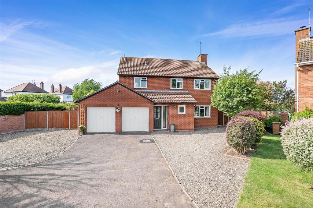 Meadow Road, Claines, Worcester 4 bed detached house £525,000