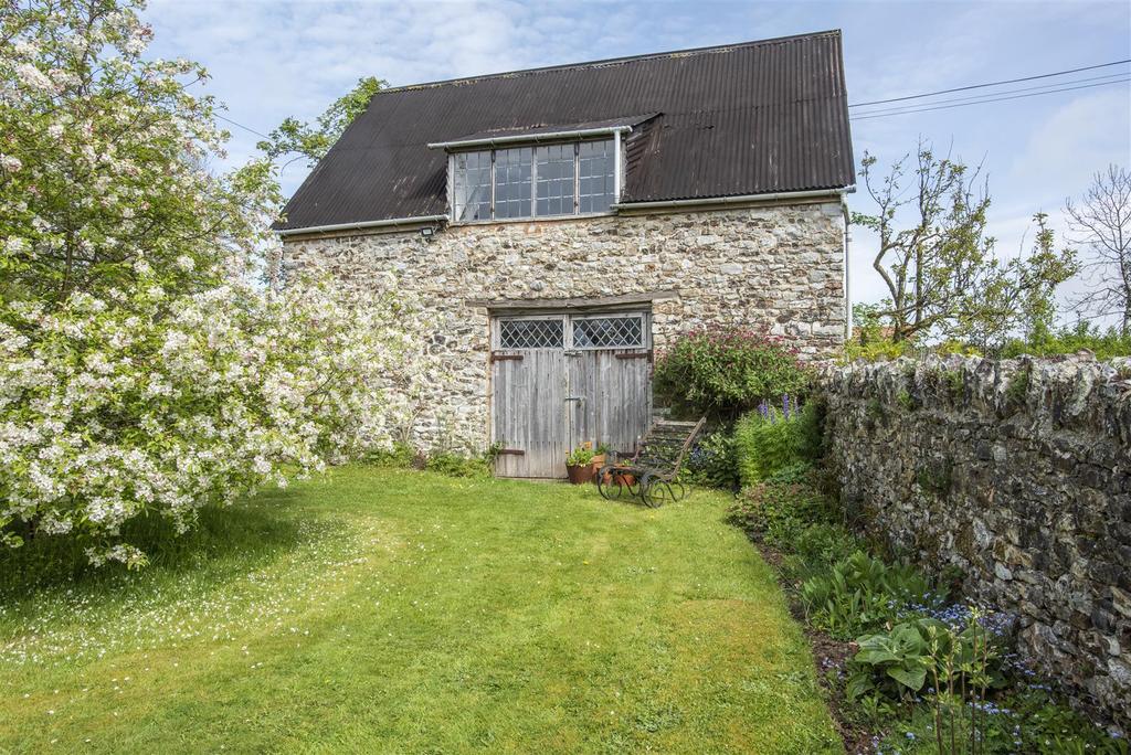 Churchinford, Taunton 6 bed detached house £1,000,000