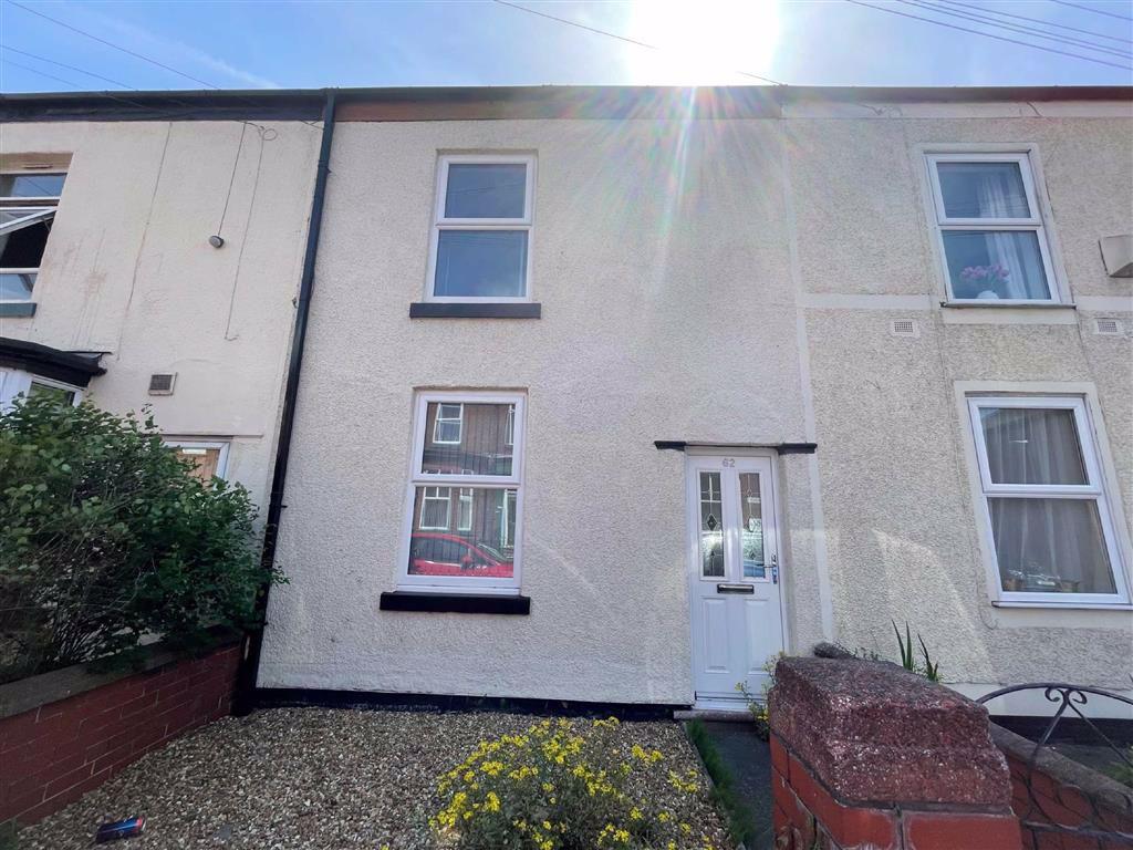 Bond Street, Leigh 2 bed terraced house £99,950
