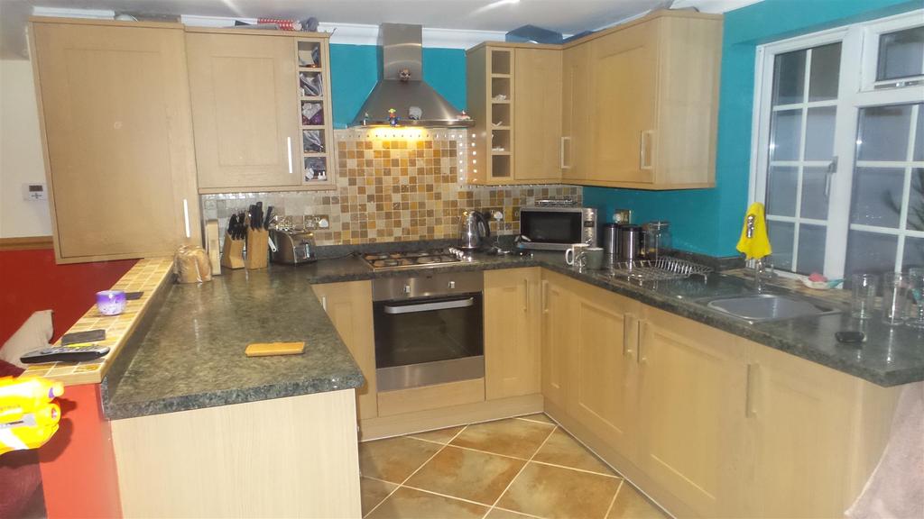 42 Carlow Road Kitchen.jpg
