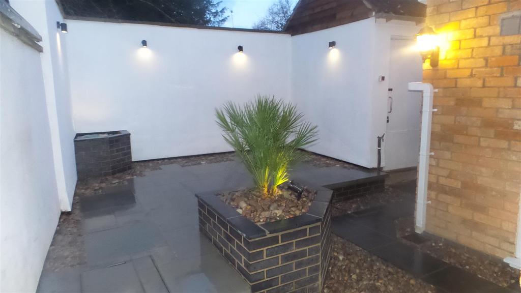 42 Carlow Road Garden.jpg