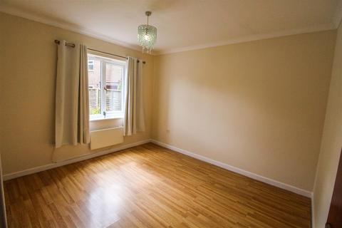 2 bedroom apartment to rent - 28 Chestnut PlaceSouthamWarwickshire