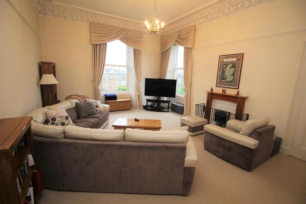 Margaret Street, Greenock 3 bed flat £190,000