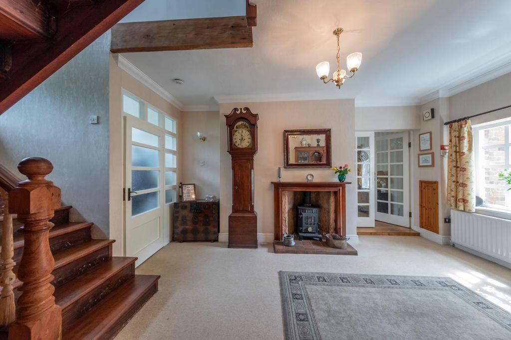 Hazlehurst Road, Frodsham 4 bed detached house £665,000