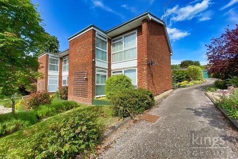 31 Chase Ridings, Enfield, EN2 7QF