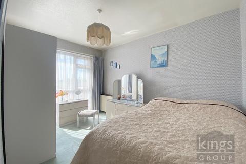 31 Chase Ridings, Enfield, EN2 7QF