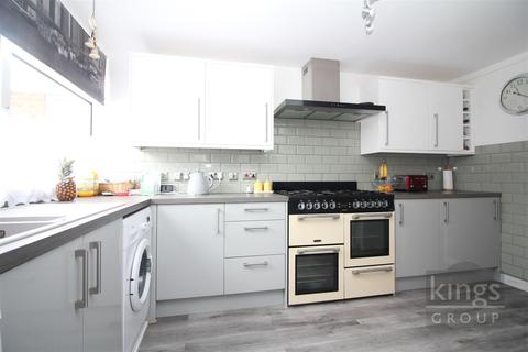 83 Lower Meadow, Harlow, CM18 7RF