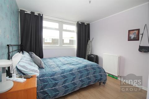 83 Lower Meadow, Harlow, CM18 7RF