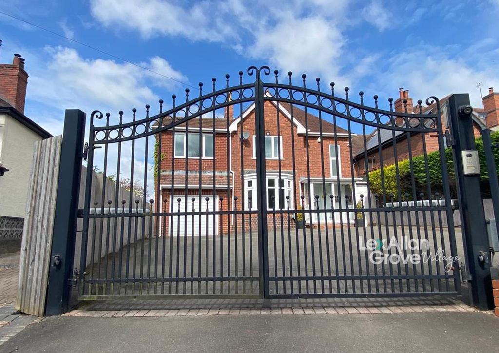 Holy Cross Lane, Belbroughton, Stourbridge 4 bed detached house £850,000