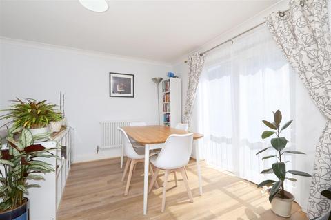 2 bedroom flat to rent - Northwold Road, Clapton, E5