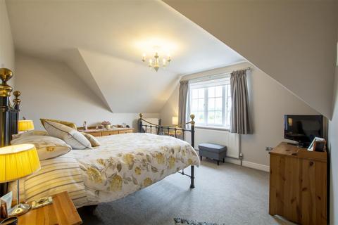 3 Ash Grove, Woodborough, Nottingham, NG14 6DR
