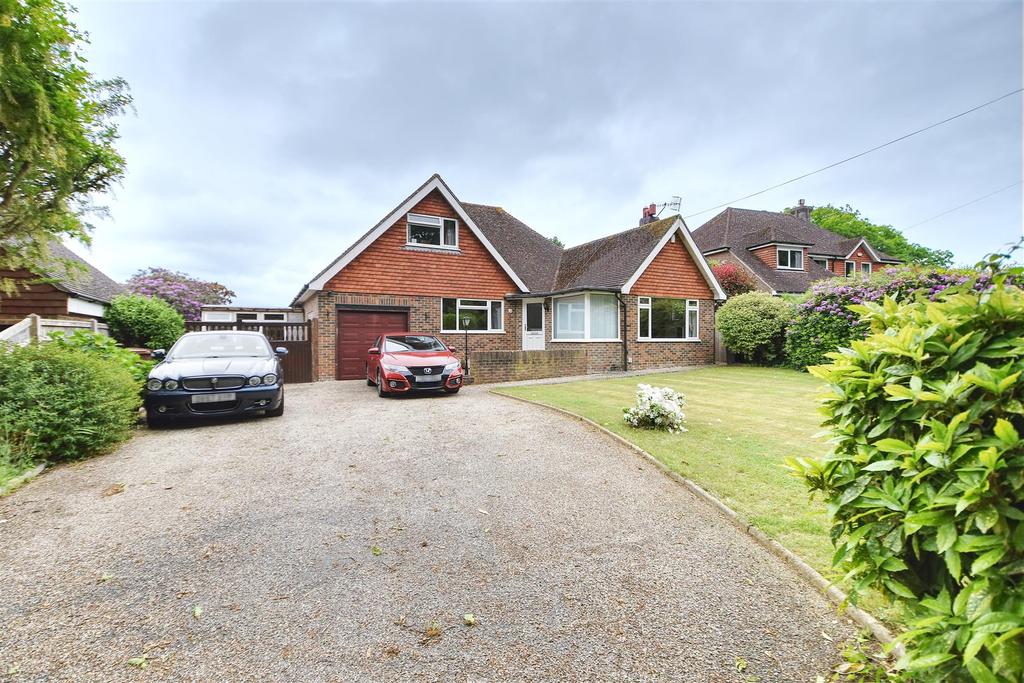 Ellerslie Lane, BexhillOnSea 3 bed detached house £720,000