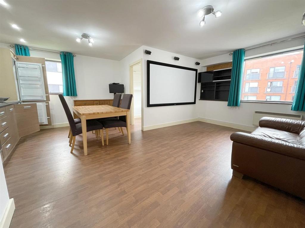 Voyager, 51 Sherborne Street, Birmingham 2 bed apartment to rent £