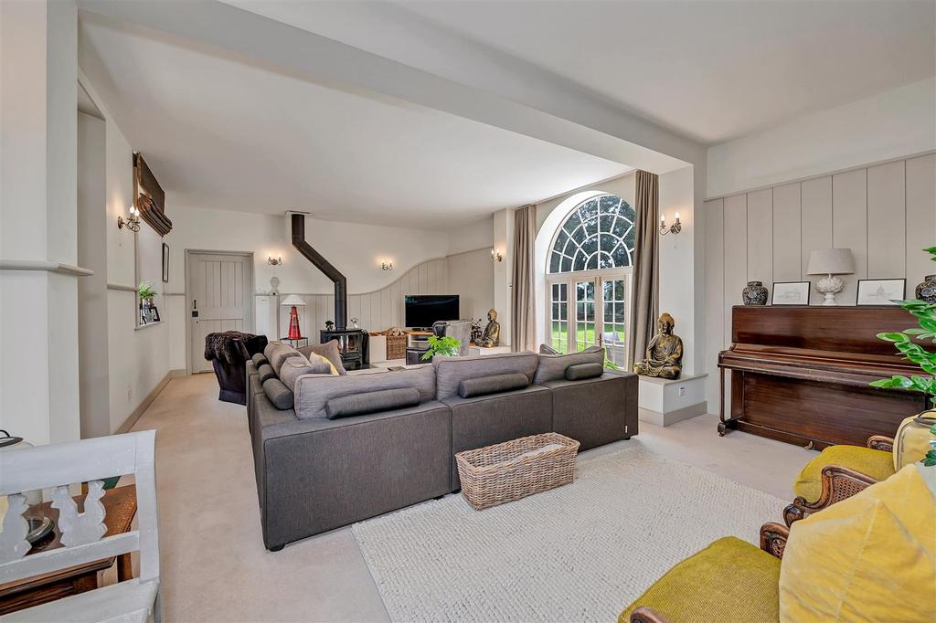 Fornham St. Genevieve 4 bed country house £1,125,000