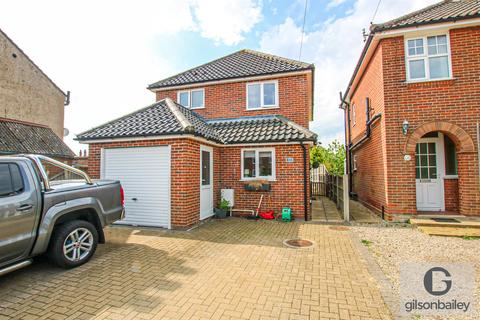 15 Cherry Tree Lane, North Walsham, NR28 0HR