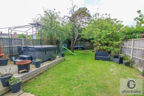 15 Cherry Tree Lane, North Walsham, NR28 0HR