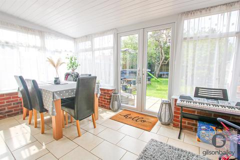 15 Cherry Tree Lane, North Walsham, NR28 0HR