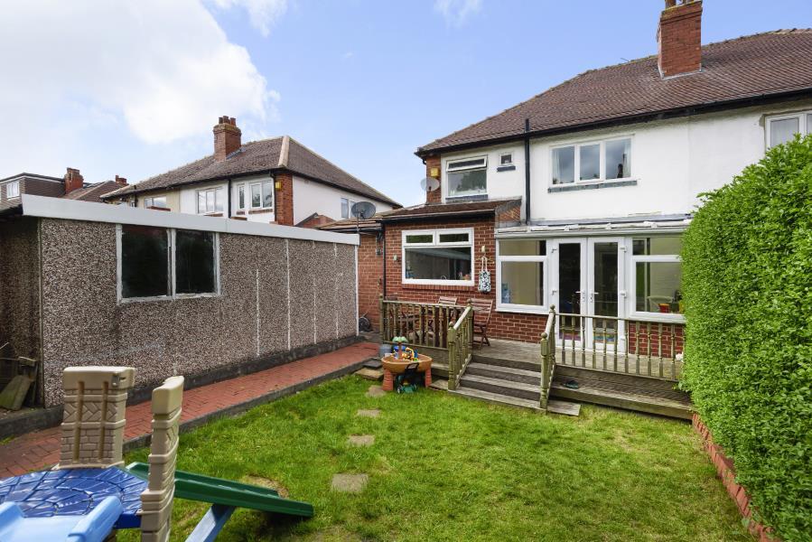 DENTON AVENUE, LEEDS, LS8 1LE 3 bed semidetached house £425,000